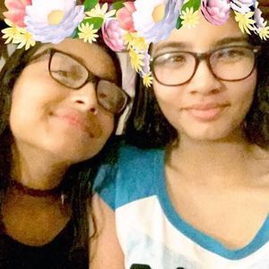 Meet your Posher, Denaye